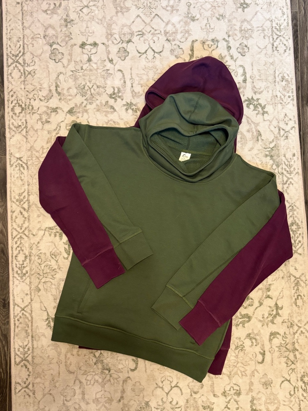 ZYIA Active Hoodie Sweatshirt Lot Size M Green & Burgundy – 2 Pack